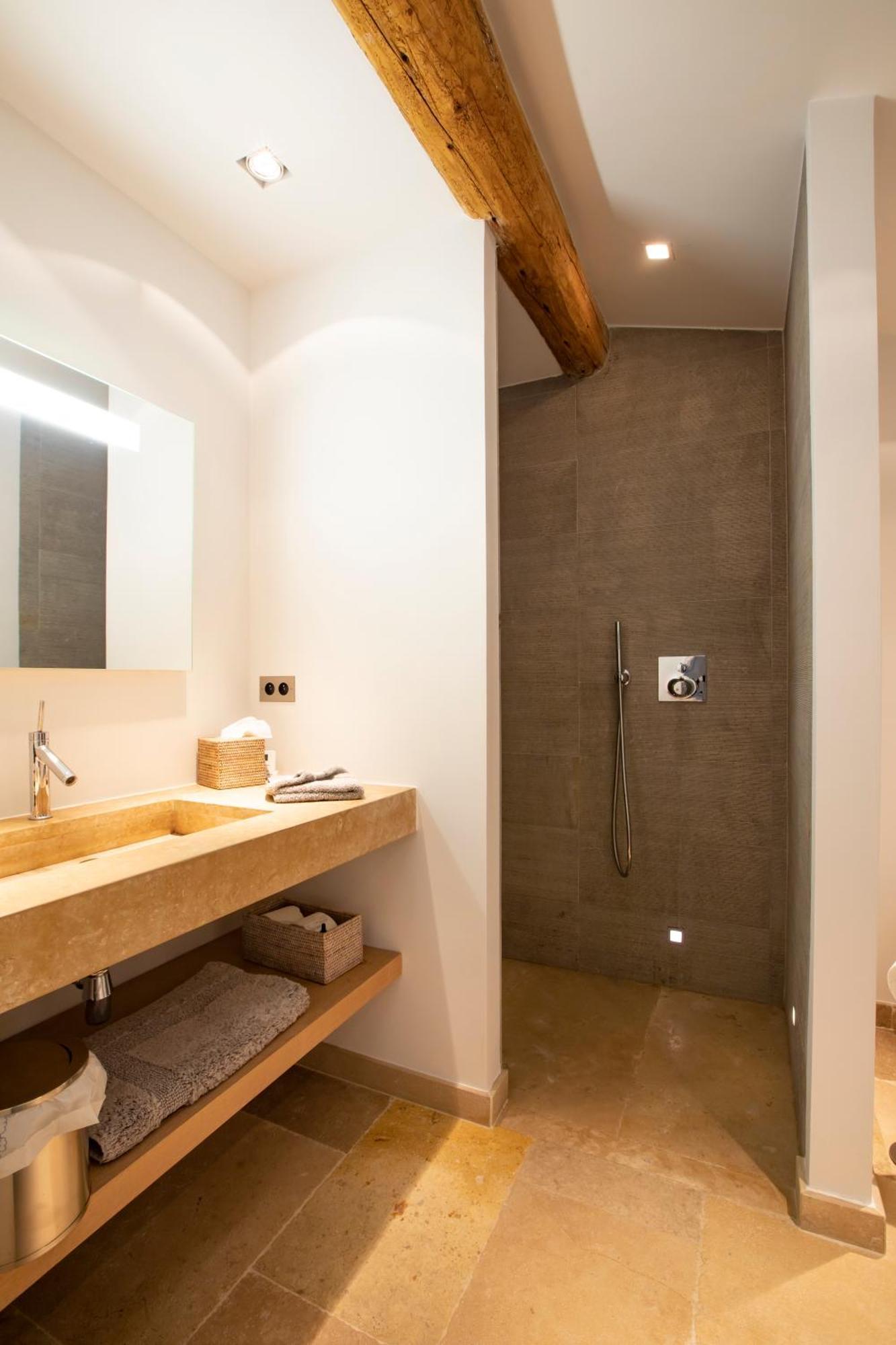 Vyylla Private Resort Saint-Tropez Rum bild