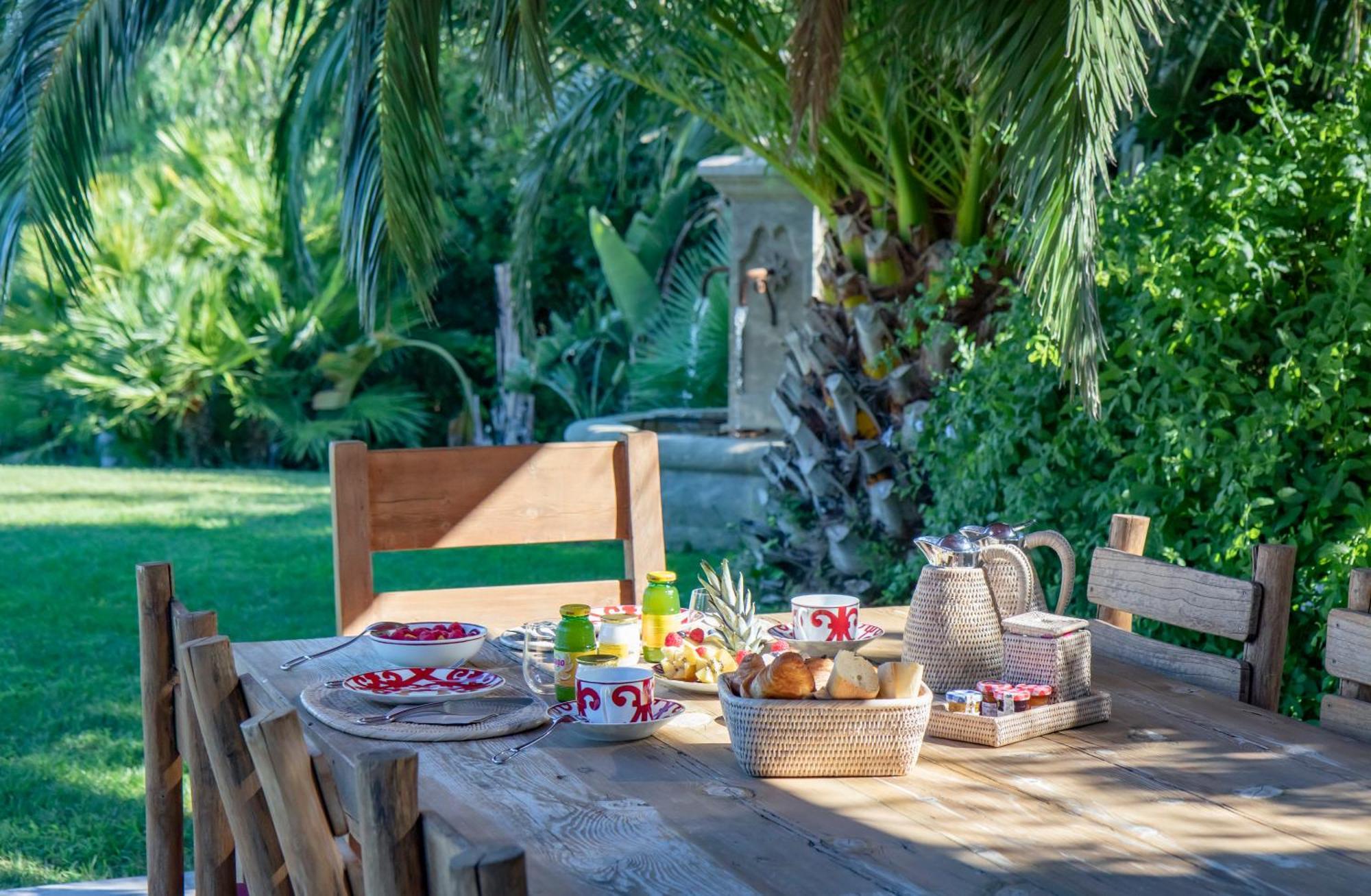 Vyylla Private Resort Saint-Tropez Rum bild